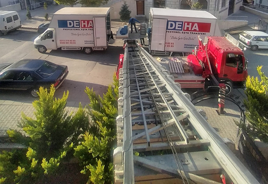 Kahramankazan Evden Eve Nakliyat İçin Asansör Hizmeti